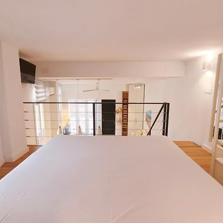Loft Arenas شقة *