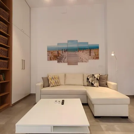 Loft Arenas شقة *